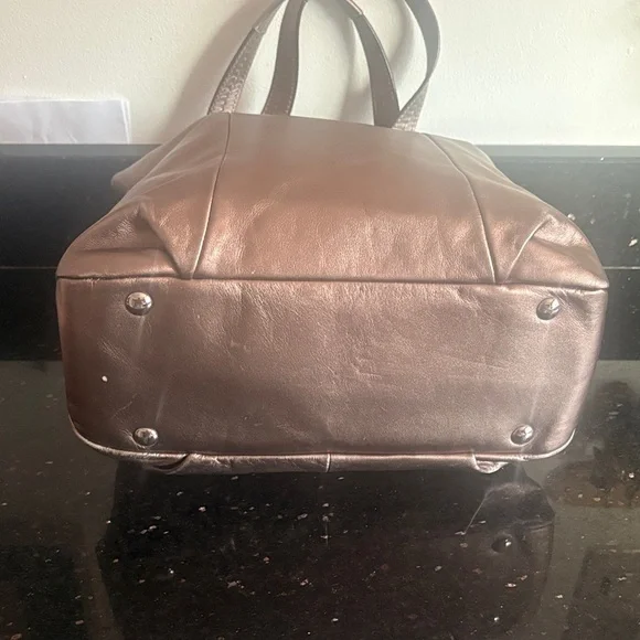 Coach Soho North South Leather Tote Shoulder Bag. Shimmering Bronze in EUC. - Picture 7 of 12